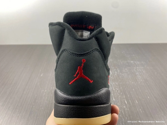 Official Maikesneakers DR0092-001 Gore-Tex Off Noir Air Jordan 5 0724